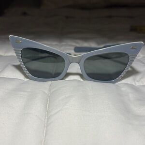 Vintage Ray-Ban B&L Gray Sun Song Cat-Eye Sunglasses 1950’s/60’s